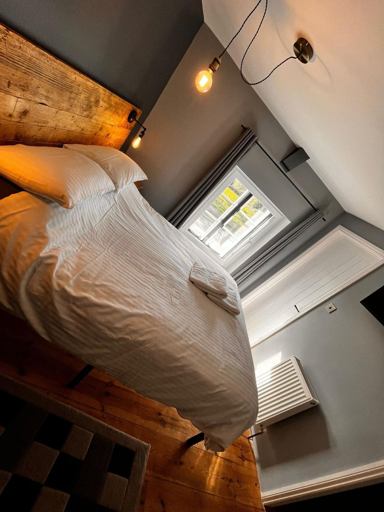 Old Manor House Bed and Breakfast Axbridge Εξωτερικό φωτογραφία