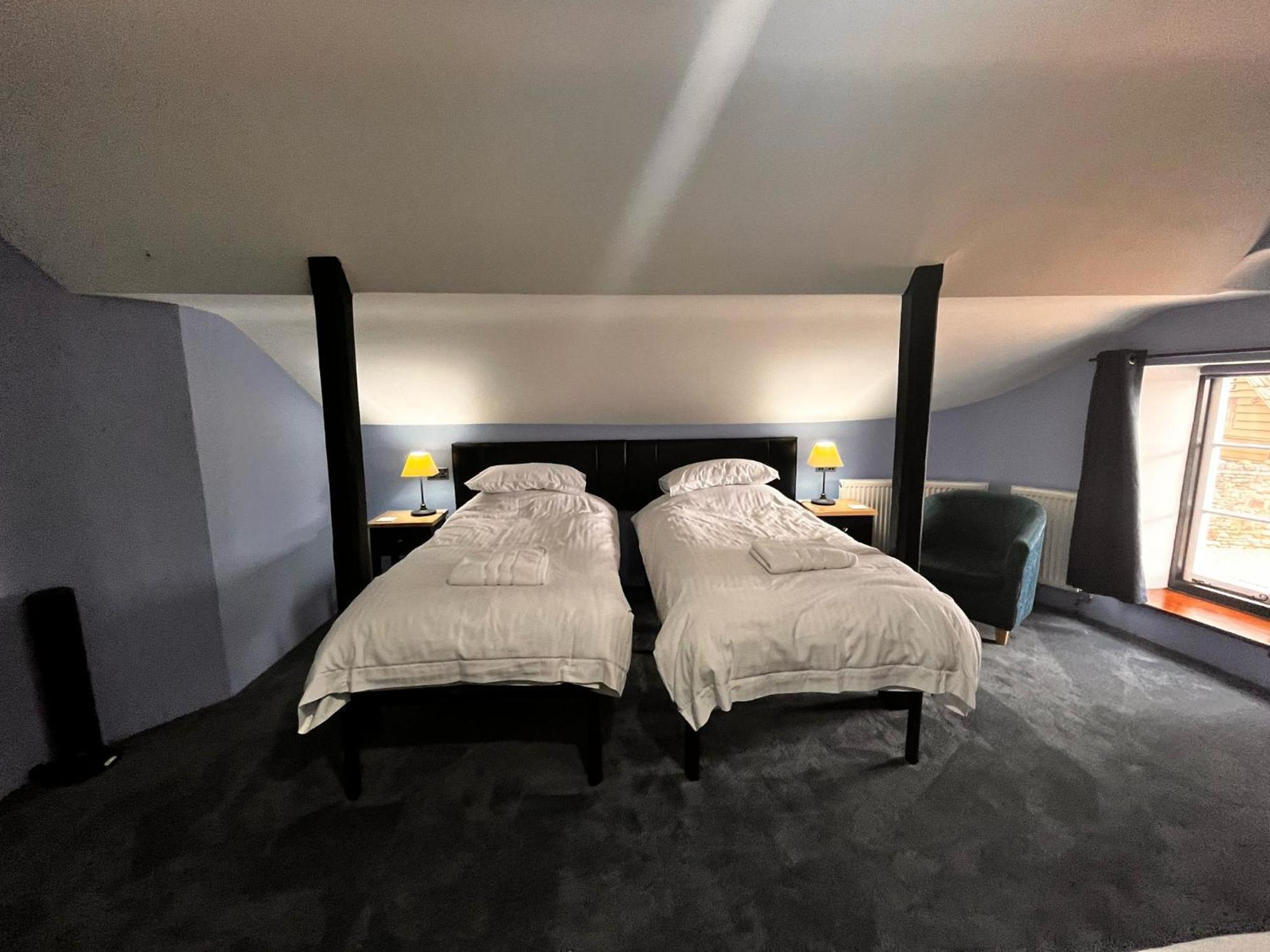 Old Manor House Bed and Breakfast Axbridge Εξωτερικό φωτογραφία