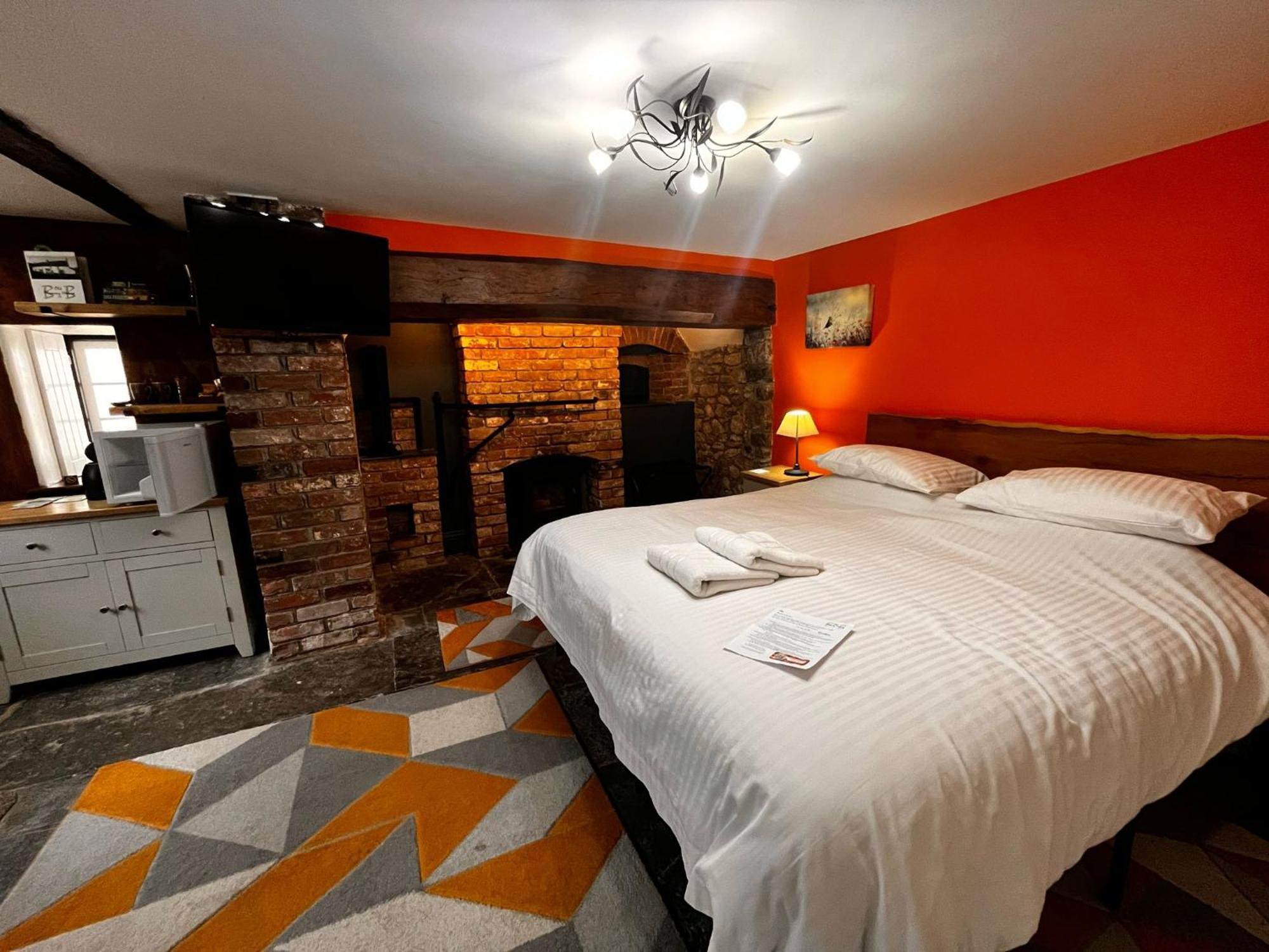 Old Manor House Bed and Breakfast Axbridge Εξωτερικό φωτογραφία