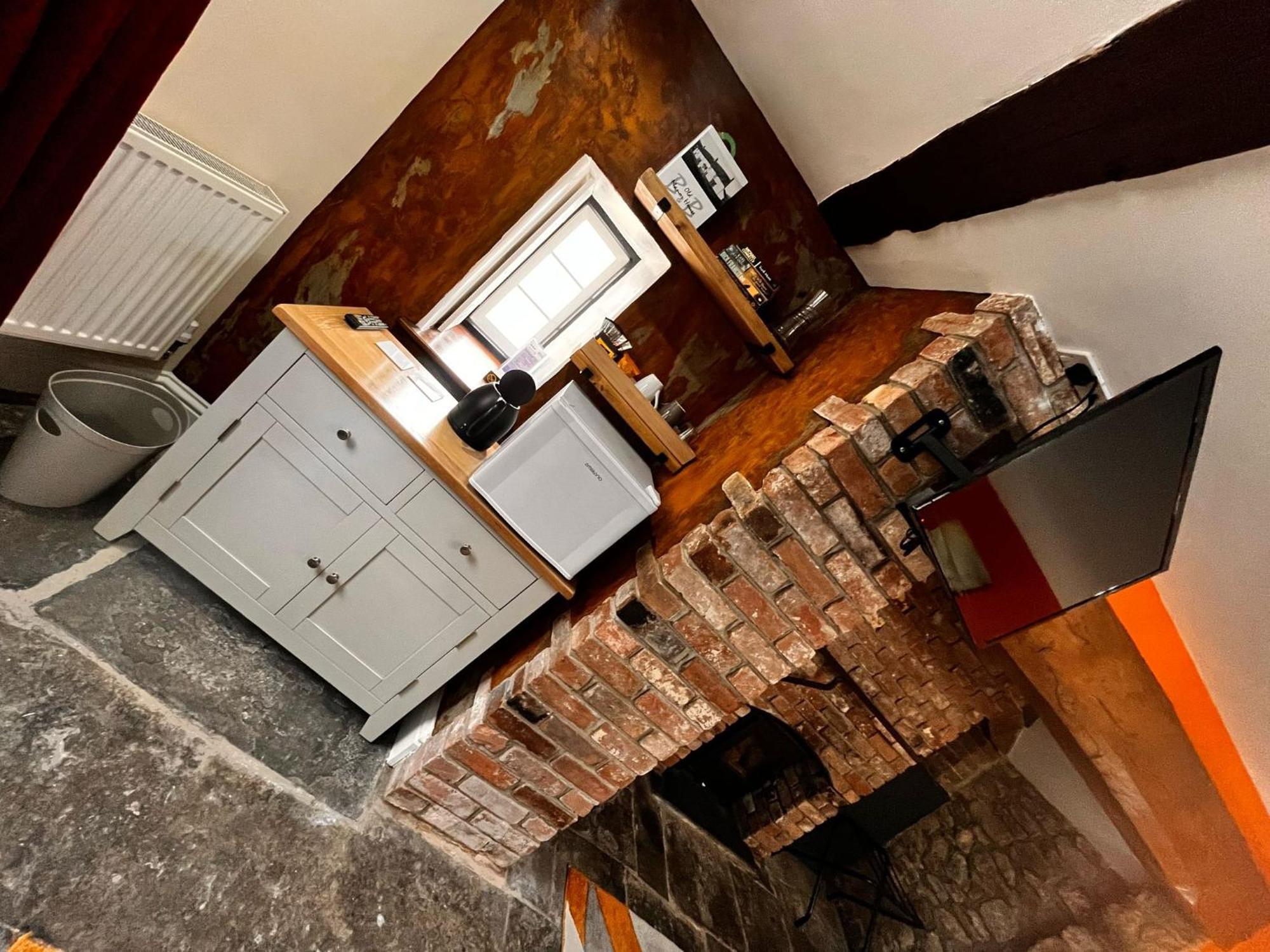Old Manor House Bed and Breakfast Axbridge Εξωτερικό φωτογραφία