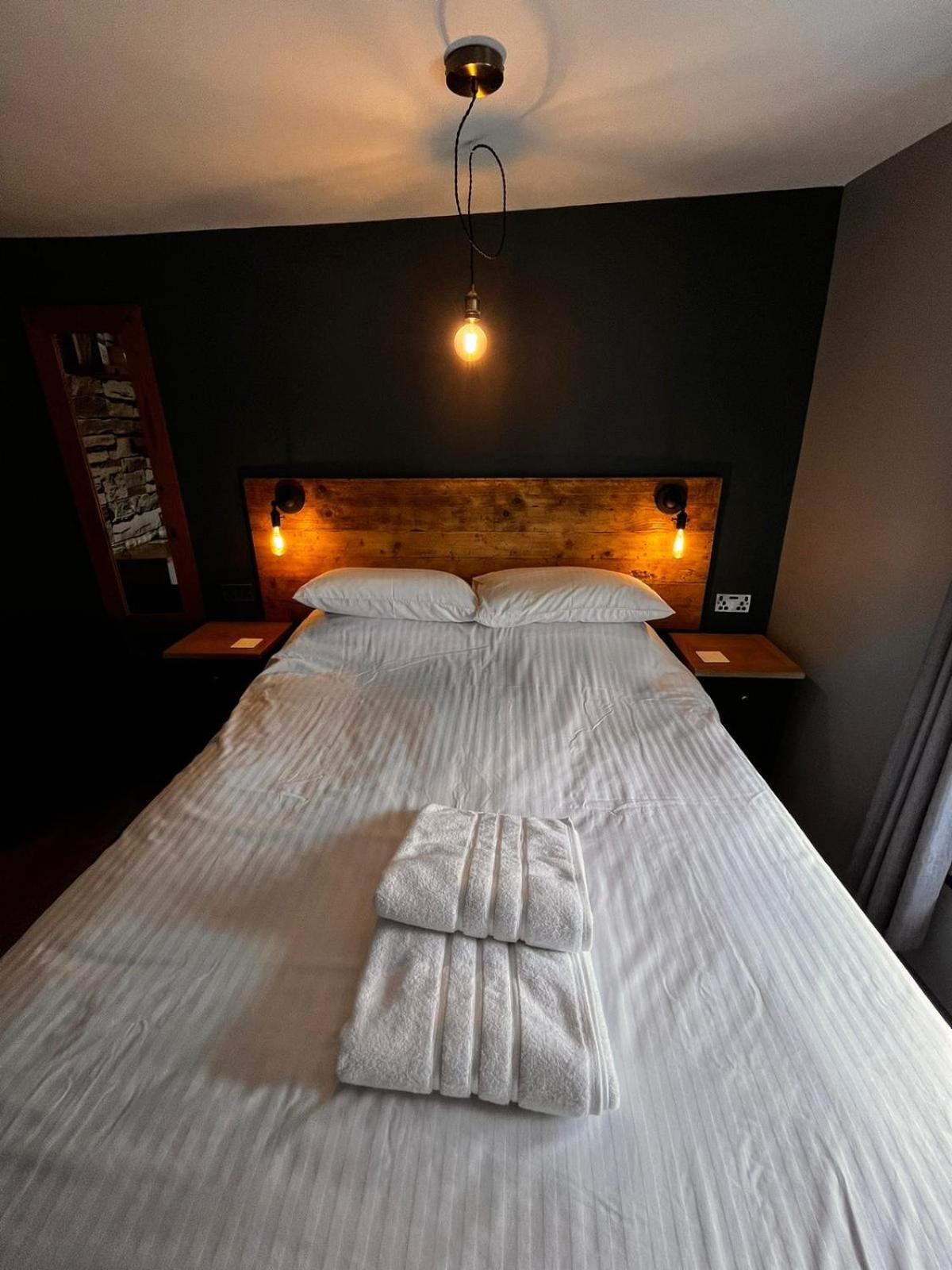 Old Manor House Bed and Breakfast Axbridge Εξωτερικό φωτογραφία