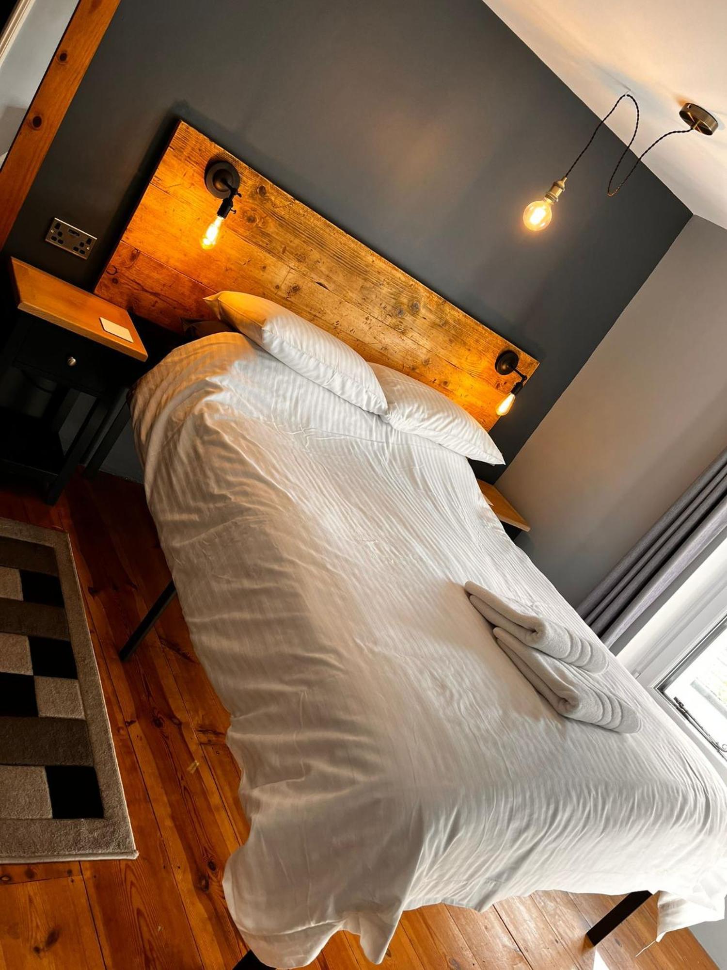 Old Manor House Bed and Breakfast Axbridge Εξωτερικό φωτογραφία