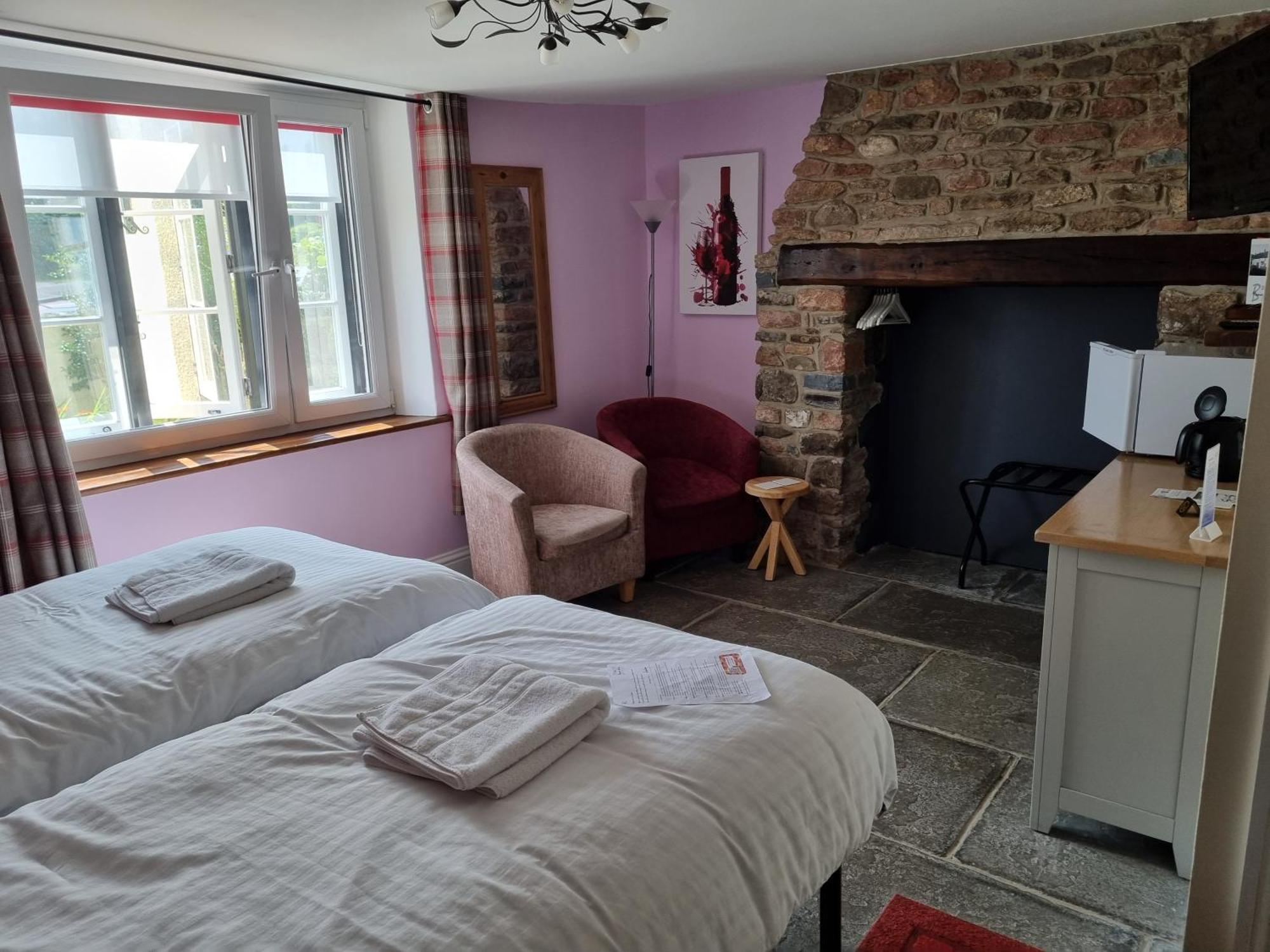 Old Manor House Bed and Breakfast Axbridge Εξωτερικό φωτογραφία